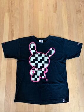 Vintage Kid Robot Black Graphic Tee with Pink-Outlined Checker Bunny Men Size L